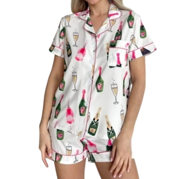 Sheshow Other - SHESHOW Champagne Print Women's Pajama Set